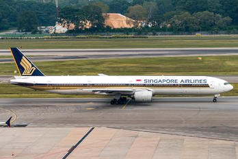 9V-SYK - Singapore Airlines Boeing 777-300