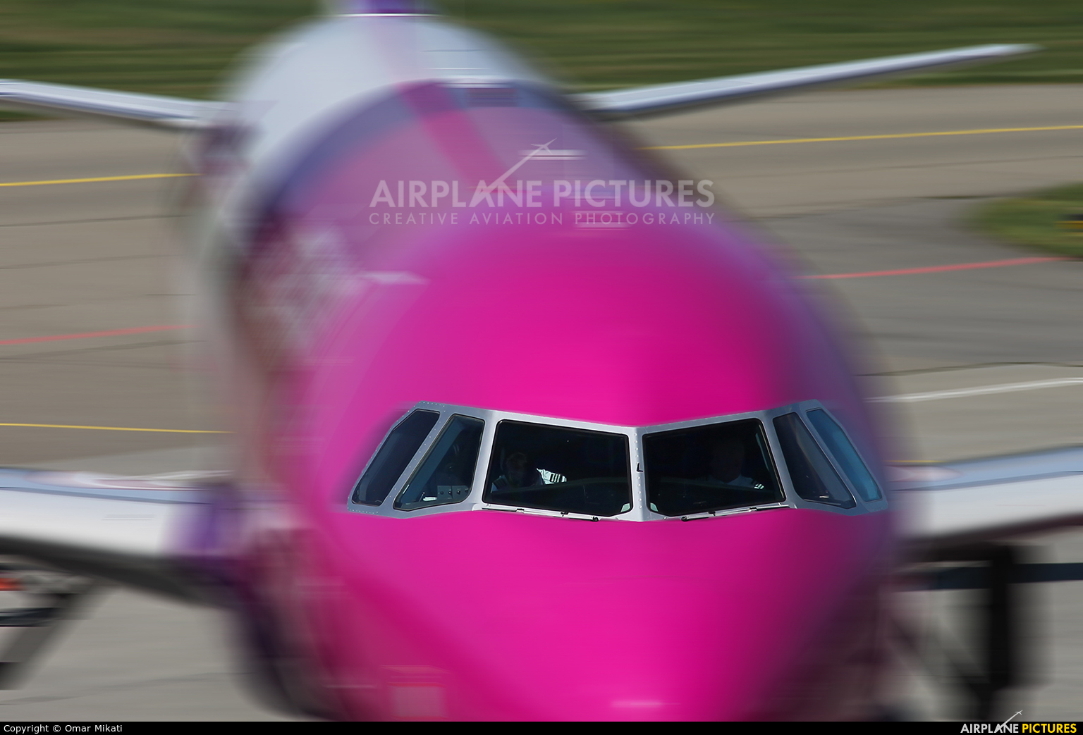 Wizz Air HA-LPQ aircraft at Friedrichshafen