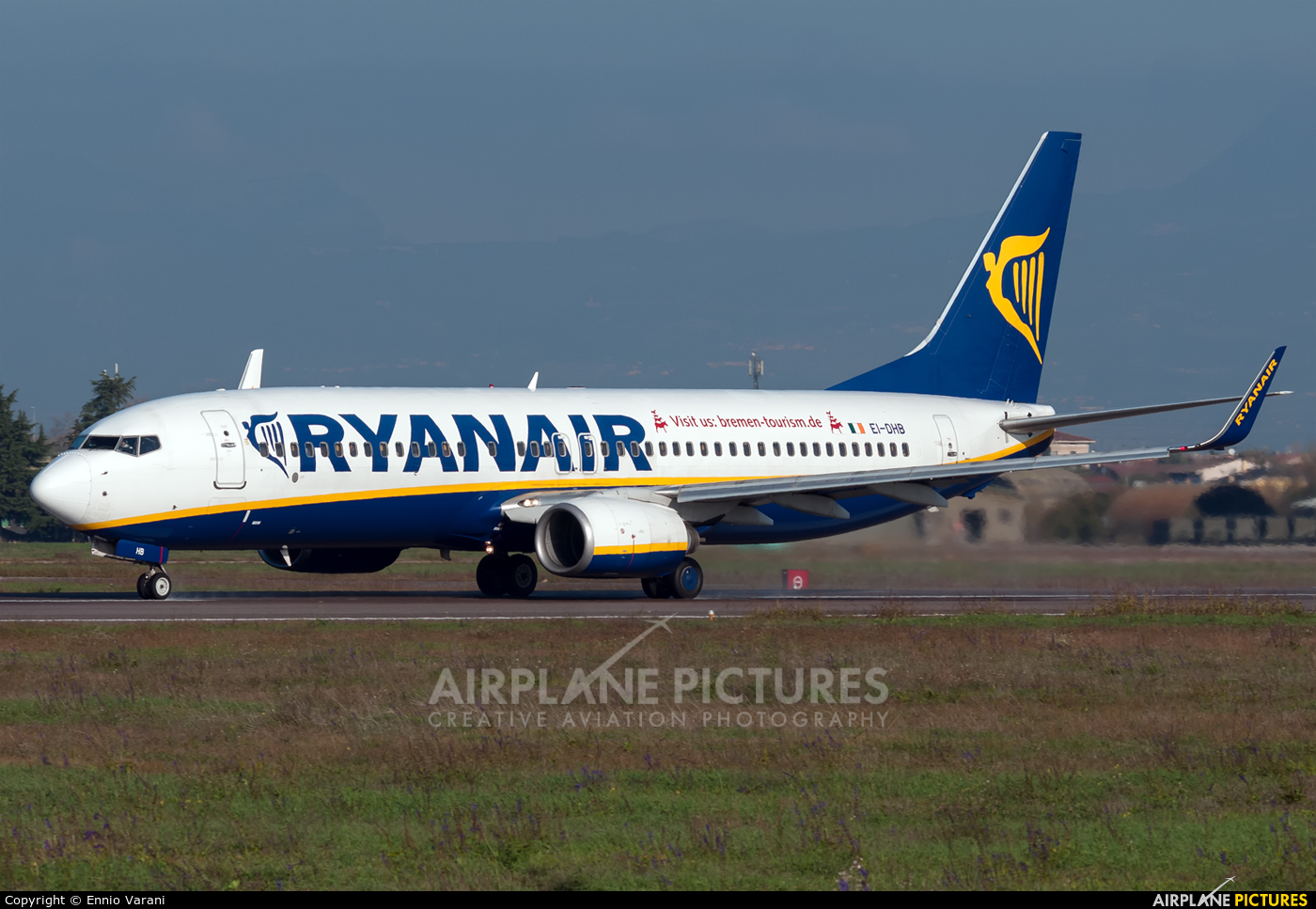 Ryanair EI-DHB aircraft at Verona - Villafranca