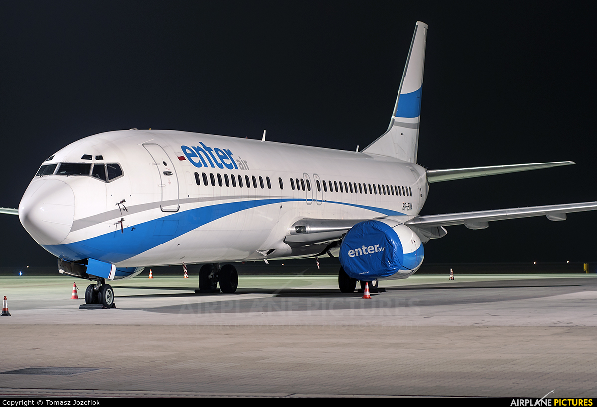 SP-ENA - Enter Air Boeing 737-400 at Katowice - Pyrzowice | Photo ID ...