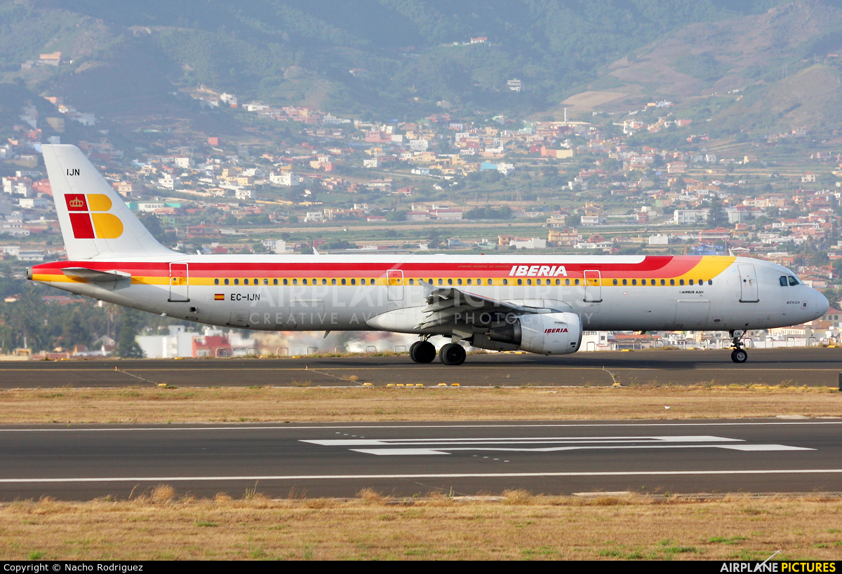 Iberia EC-IJN aircraft at Tenerife Norte - Los Rodeos
