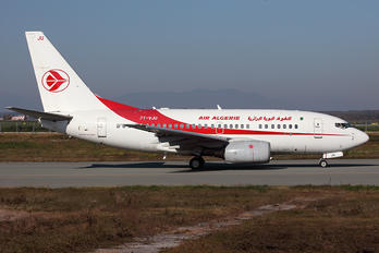 7T-VJU - Air Algerie Boeing 737-600