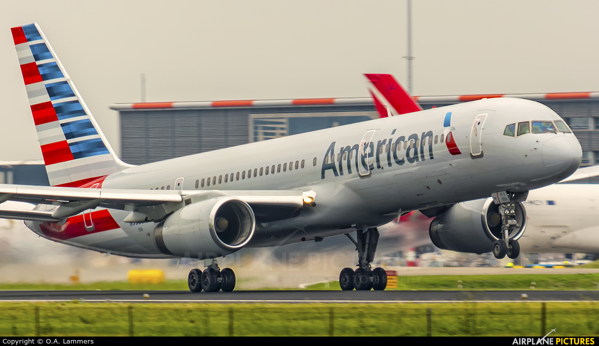 American Airlines N936UW aircraft at Amsterdam - Schiphol