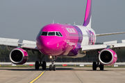 Wizz Air HA-LPU image
