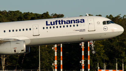 D-AIRO - Lufthansa Airbus A321
