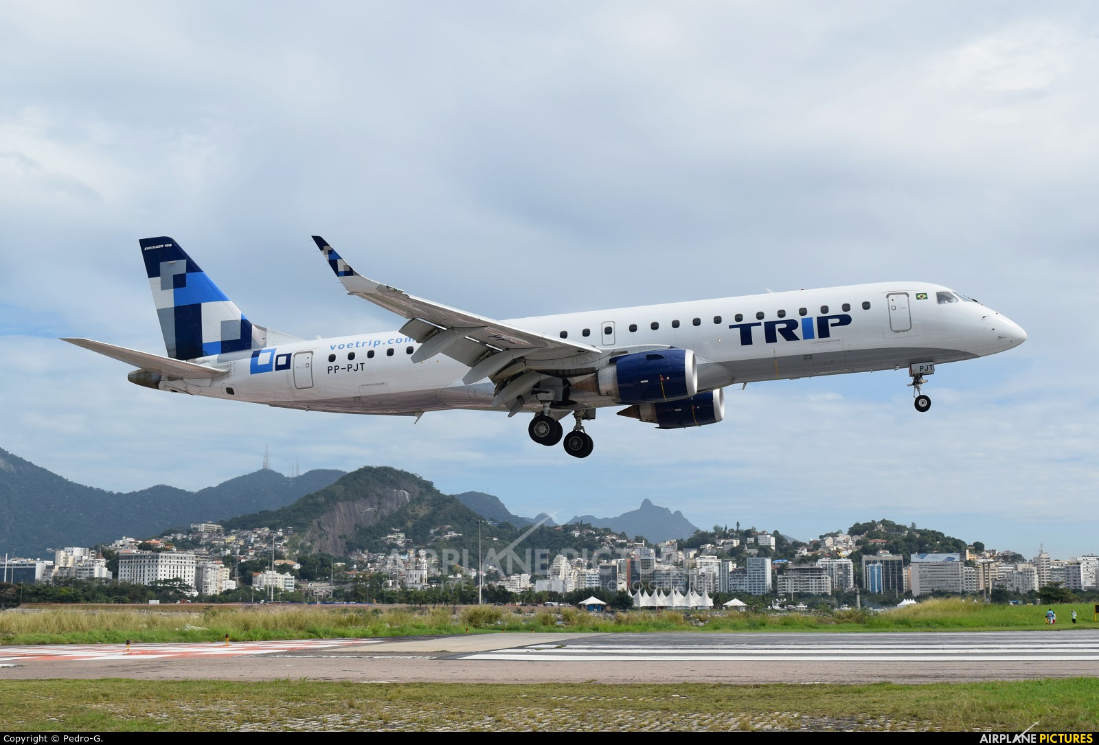 Trip Linhas Aéreas PP-PJT aircraft at Rio de Janeiro - Santos Dumont