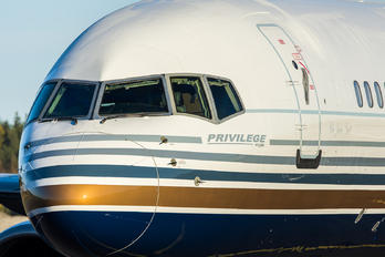 EC-ISY - Privilege Style Boeing 757-200