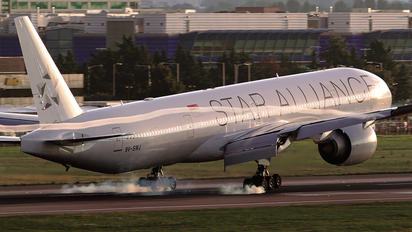 9V-SWJ - Singapore Airlines Boeing 777-300ER