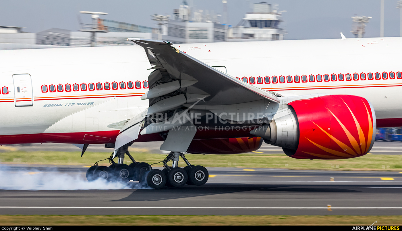 Air India VT-ALS aircraft at Mumbai - Chhatrapati Shivaji Intl