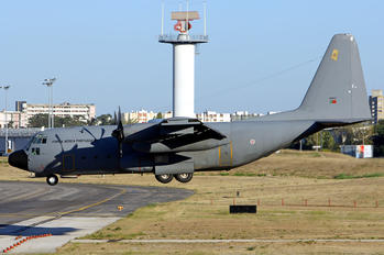 16803 - Portugal - Air Force Lockheed C-130H Hercules