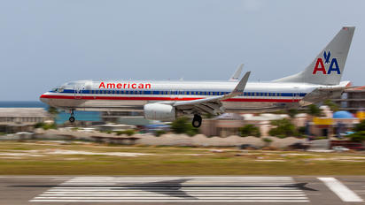 N857NN - American Airlines Boeing 737-800