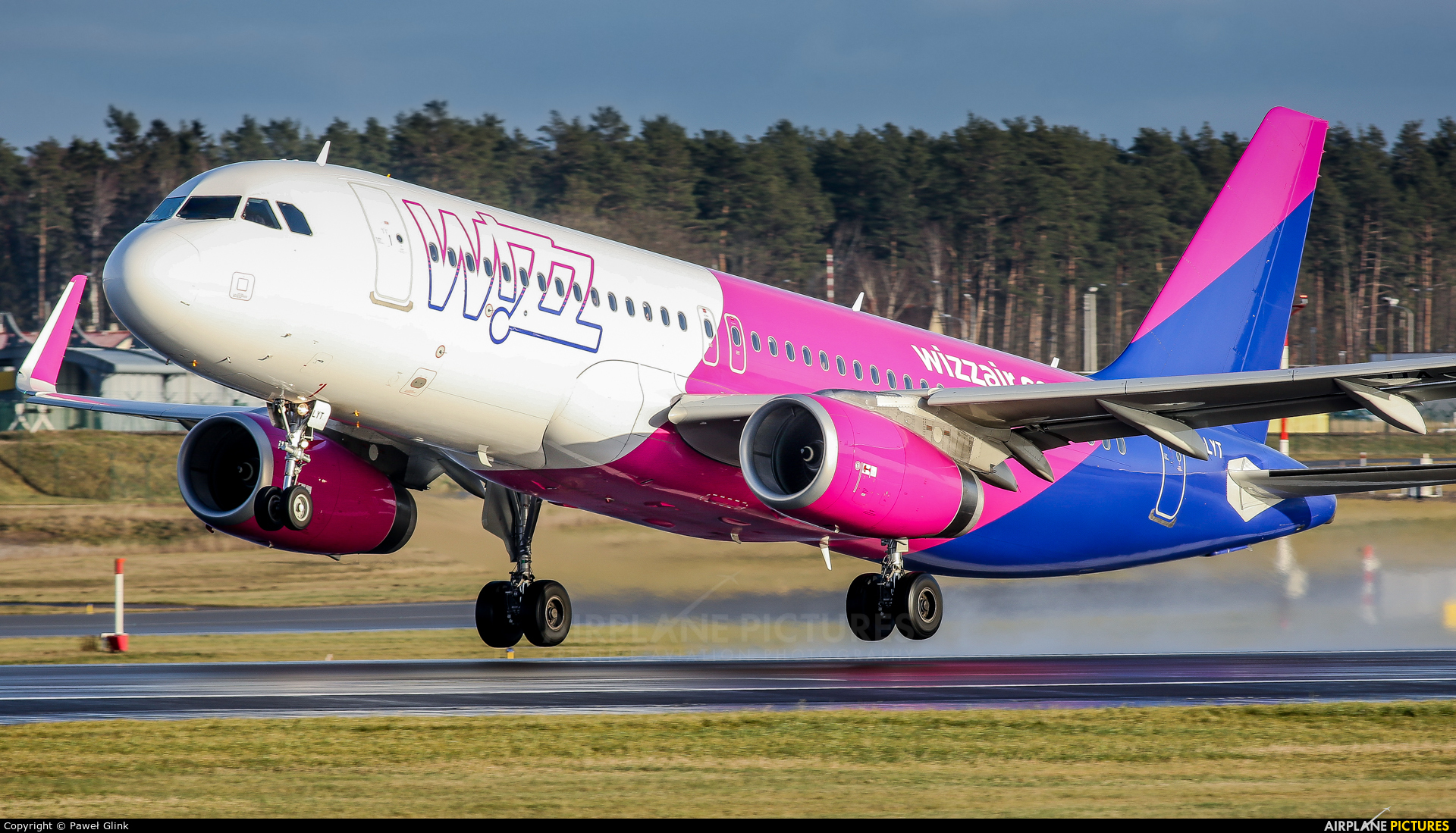 Wizz Air HA-LYT aircraft at Gdańsk - Lech Wałęsa
