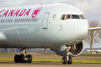 C-FCAF - Air Canada Boeing 767-300ER