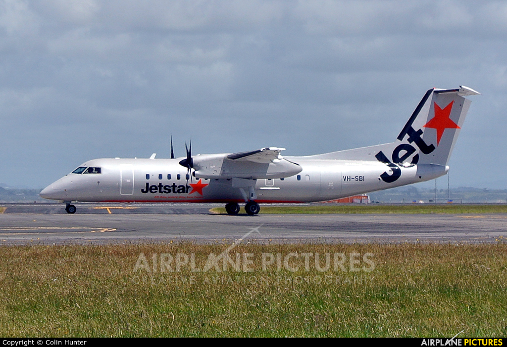 Jetstar Airways VH-SBI aircraft at Auckland Intl