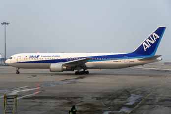 JA611A - ANA - All Nippon Airways Boeing 767-300