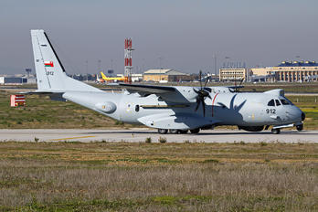 912 - Oman - Air Force Casa C-295M