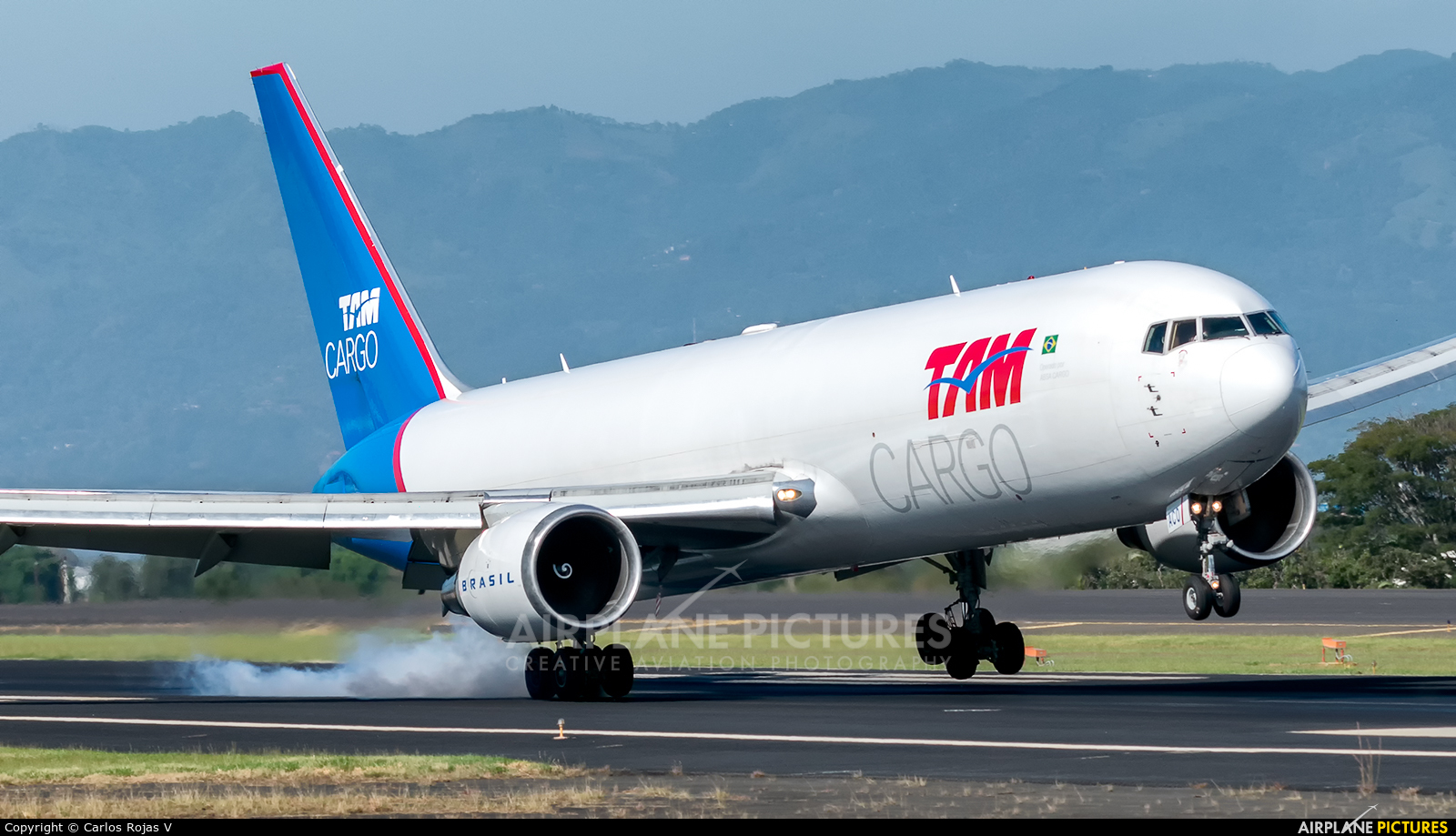 TAM Cargo PR-ACO aircraft at San Jose - Juan Santamaría Intl
