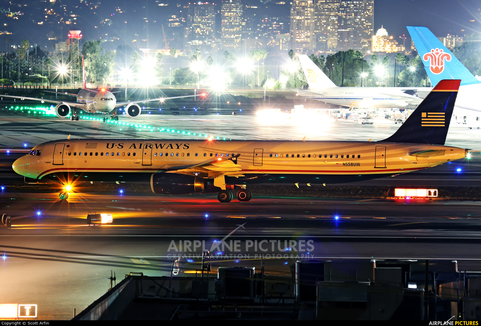 US Airways N558UW aircraft at Los Angeles Intl