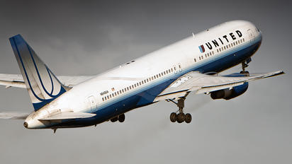 N649UA - United Airlines Boeing 767-300ER