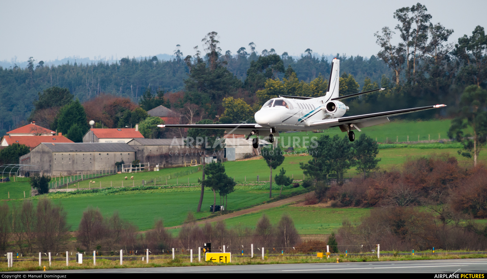 Lux Wing Group 9H-LEO aircraft at Santiago de Compostela