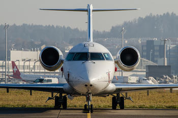M-ANTA - Private Canadair CL-600 Challenger 850
