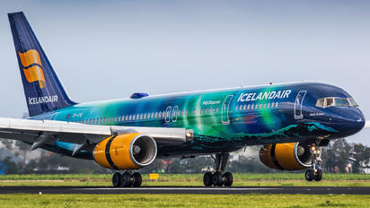 TF-FIU - Icelandair Boeing 757-200WL
