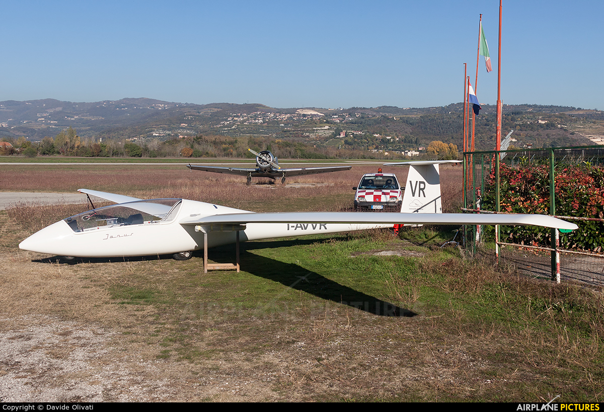 Private I-AVVR aircraft at Verona - Boscomantico