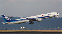 ANA - All Nippon Airways JA751A image