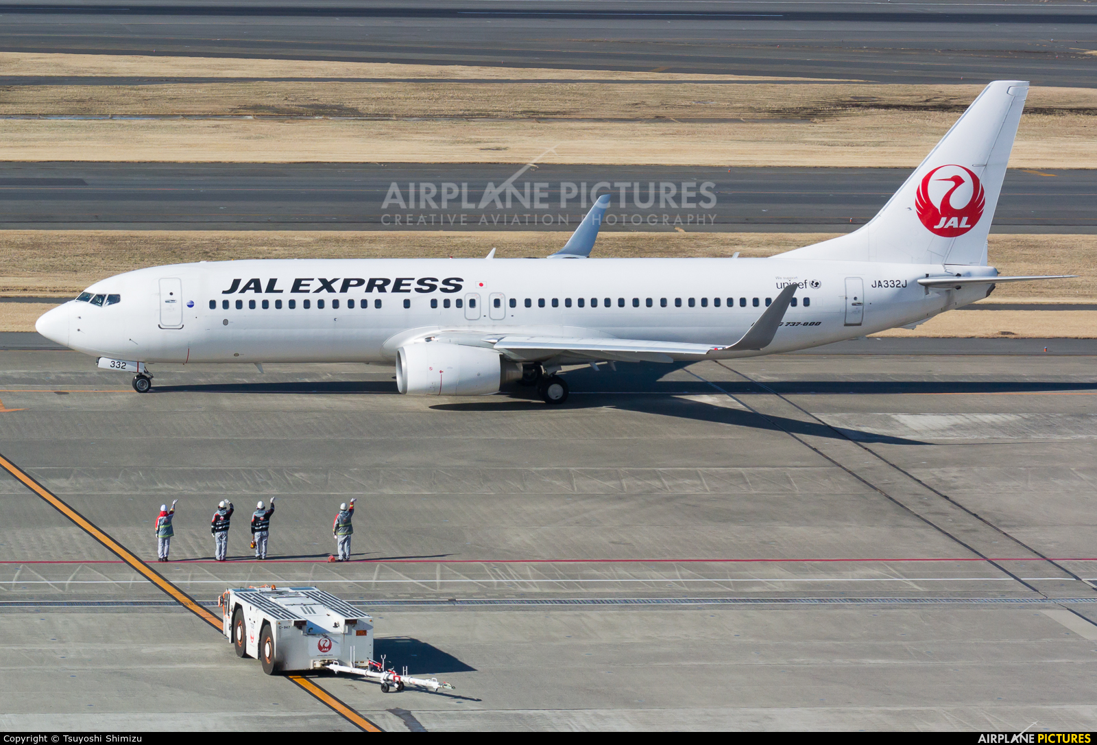 JAL - Express JA332J aircraft at Tokyo - Haneda Intl