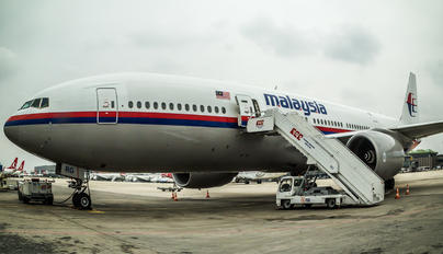 9M-MRG - Malaysia Airlines Boeing 777-200