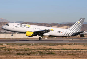 EC-MBY - Vueling Airlines Airbus A320