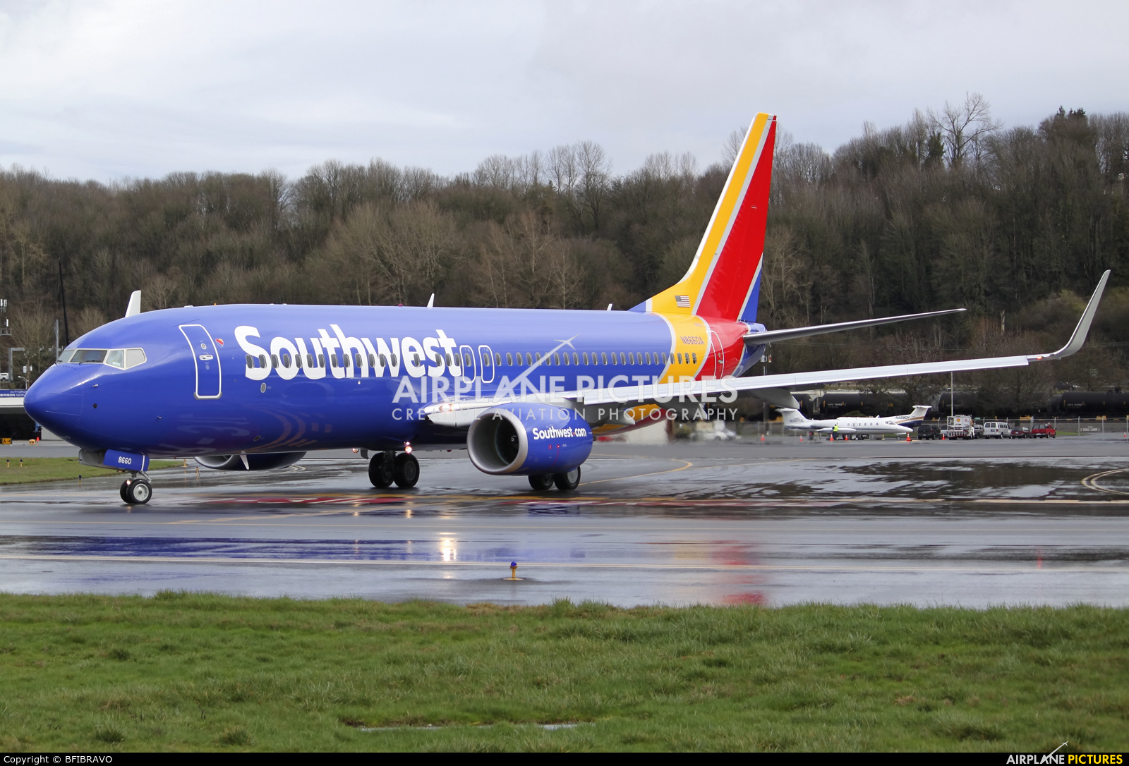 Southwest Airlines N8660A aircraft at Seattle - Boeing Field / King County Intl