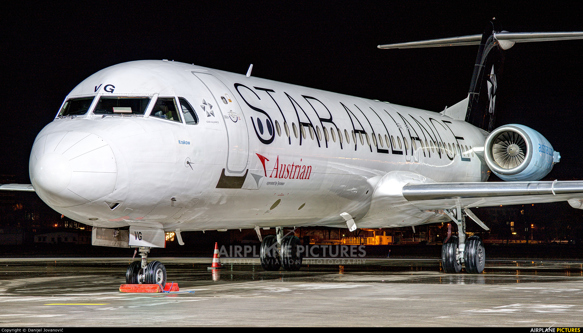 Austrian Airlines/Arrows/Tyrolean OE-LVG aircraft at Innsbruck
