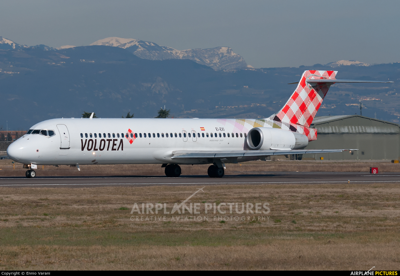 Volotea Airlines EI-EXI aircraft at Verona - Villafranca