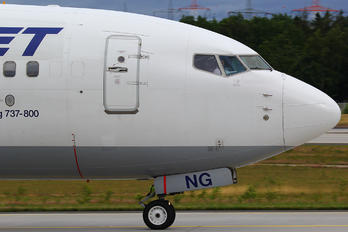 TC-SNG - AnadoluJet Boeing 737-800