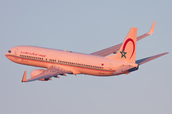 CN-RGJ - Royal Air Maroc Boeing 737-800