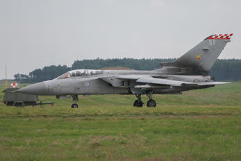 ZH552 - UK - QinetiQ Panavia Tornado F.3