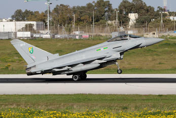 ZJ916 - Royal Air Force Eurofighter Typhoon FGR.4