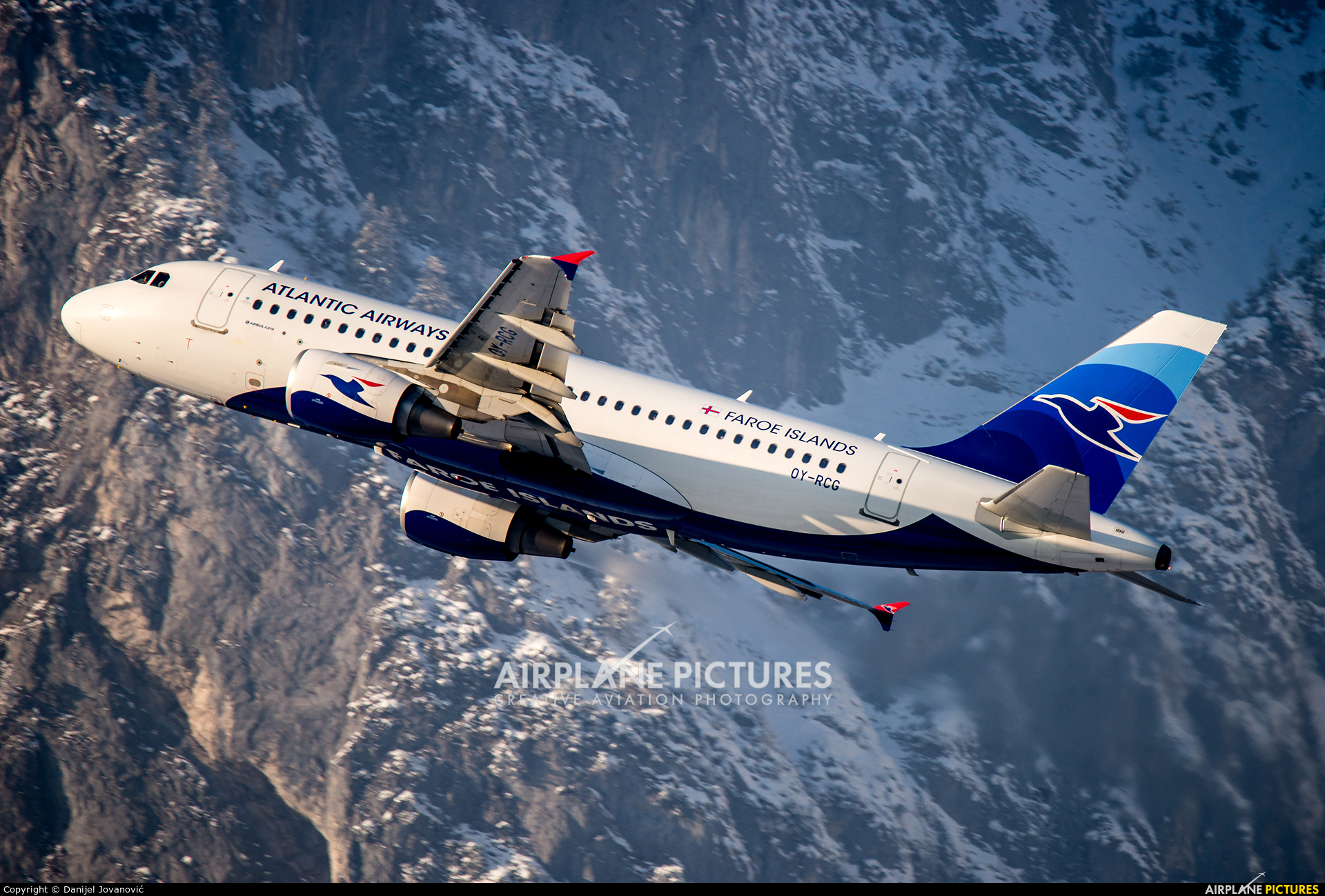 Atlantic Airways OY-RCG aircraft at Innsbruck