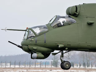 956 - Poland - Army Mil Mi-24V
