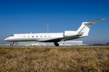 M-UGIC - Private Gulfstream Aerospace G-V, G-V-SP, G500, G550