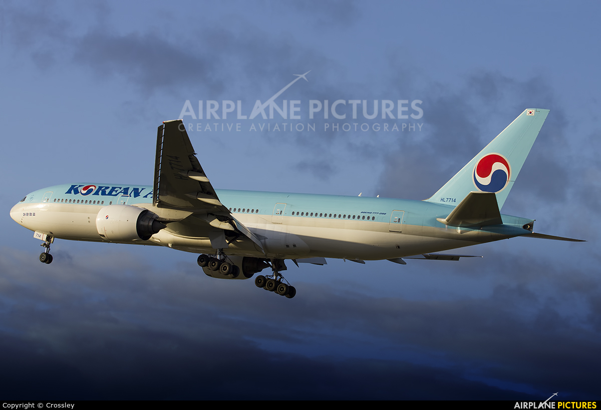 Korean Air HL7714 aircraft at London - Heathrow