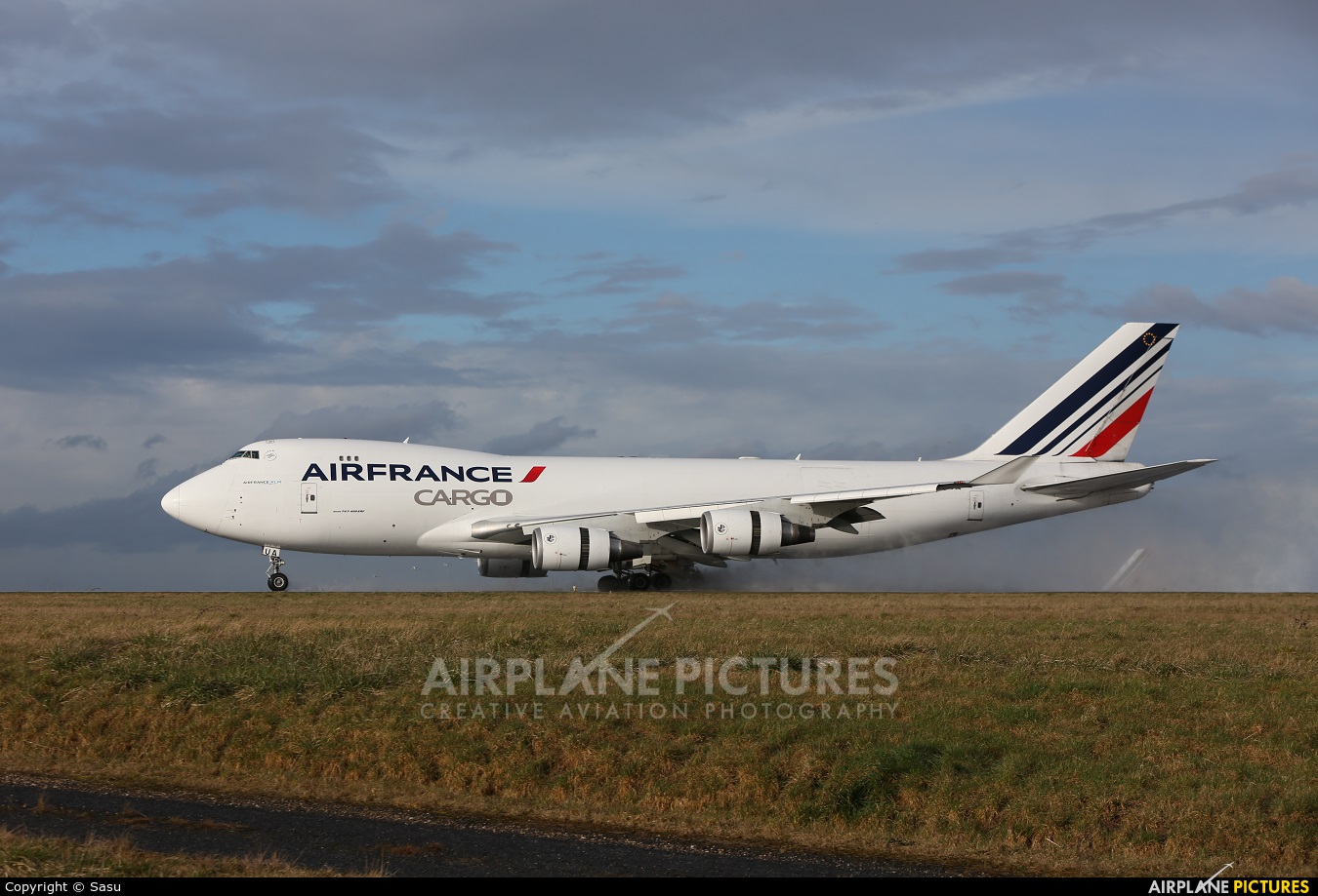 Air France Cargo F-GIUA aircraft at Paris - Charles de Gaulle
