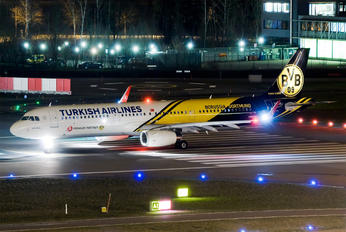 TC-JSJ - Turkish Airlines Airbus A321