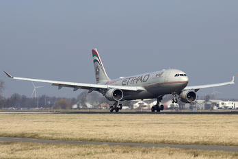 A6-AGB - Etihad Airways Airbus A330-200