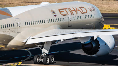 A6-BLB - Etihad Airways Boeing 787-9 Dreamliner
