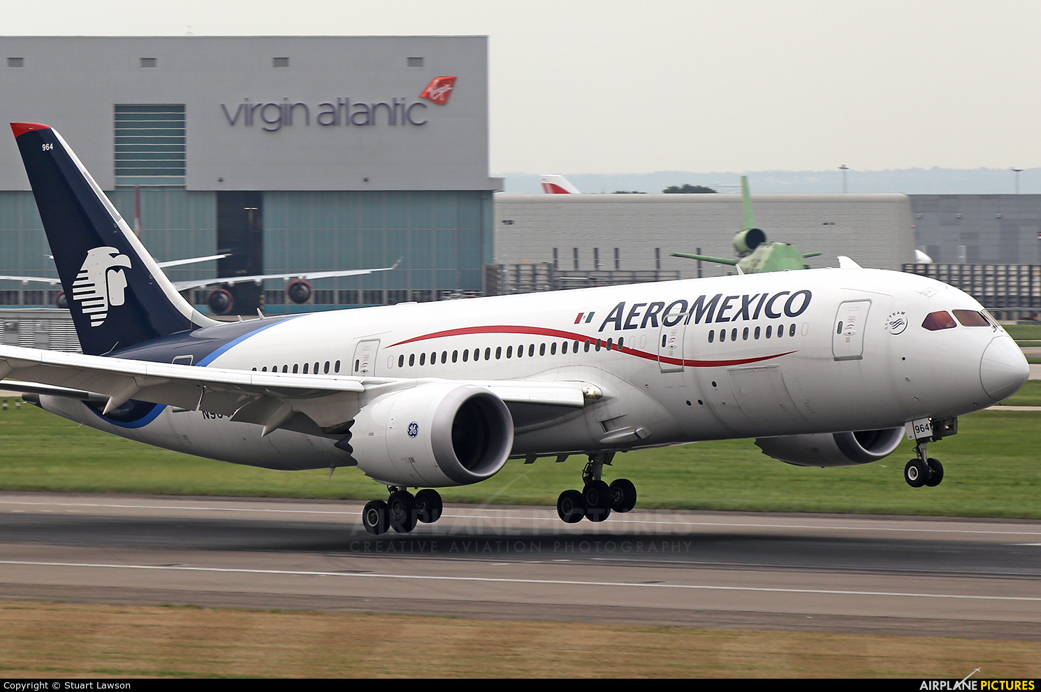 Aeromexico N964AM aircraft at London - Heathrow