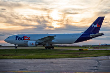 N679FE - FedEx Federal Express Airbus A300F
