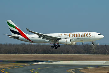 A6-EAQ - Emirates Airlines Airbus A330-200