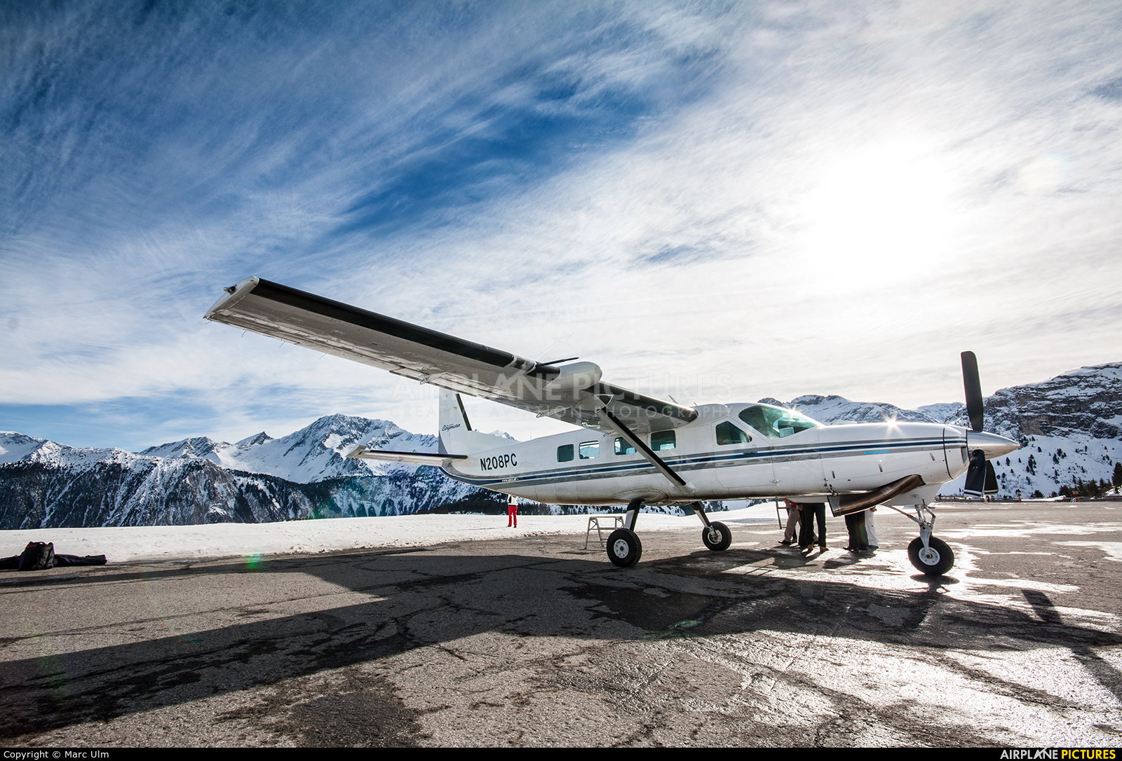 Private N208PC aircraft at Courchevel